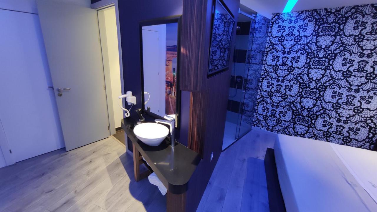 Motel Avenue Лейрія Екстер'єр фото