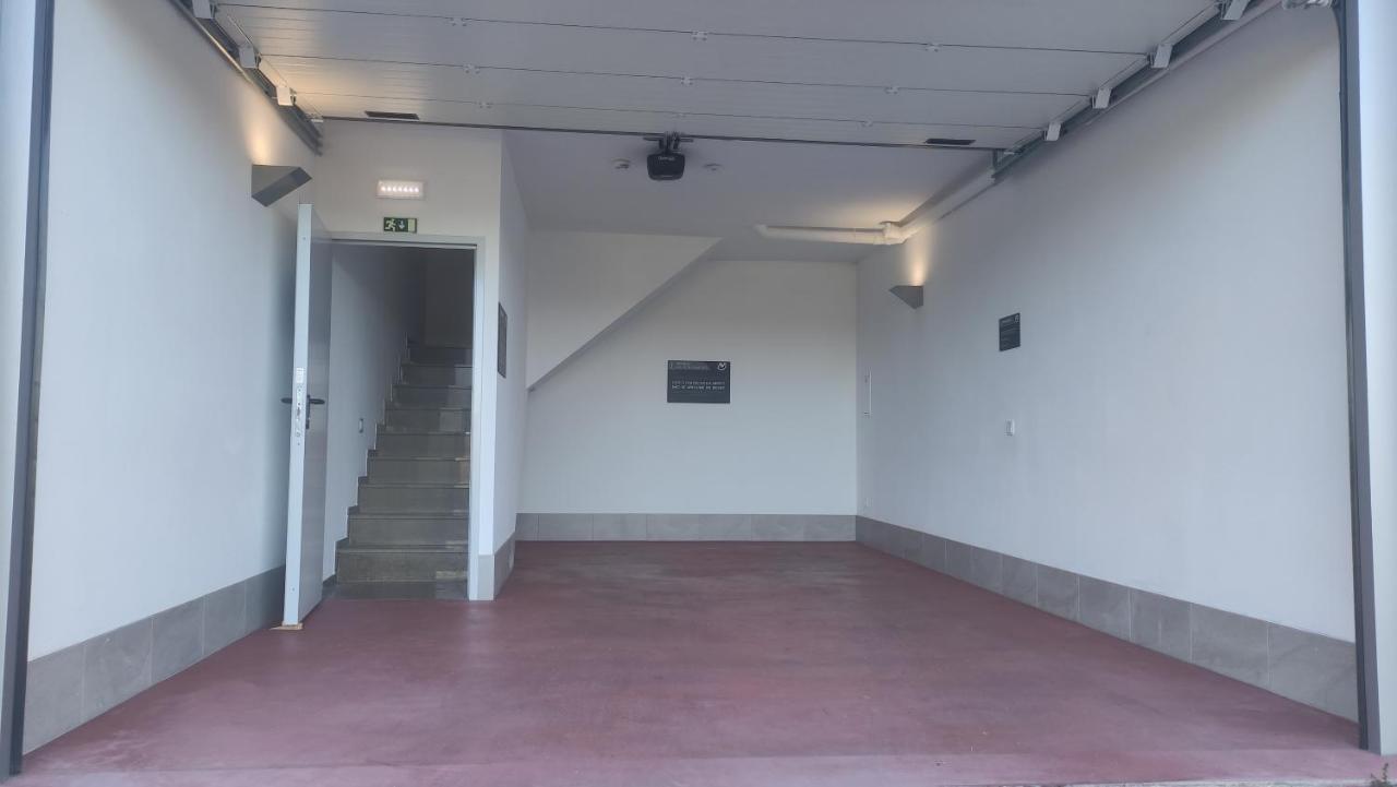 Motel Avenue Лейрія Екстер'єр фото